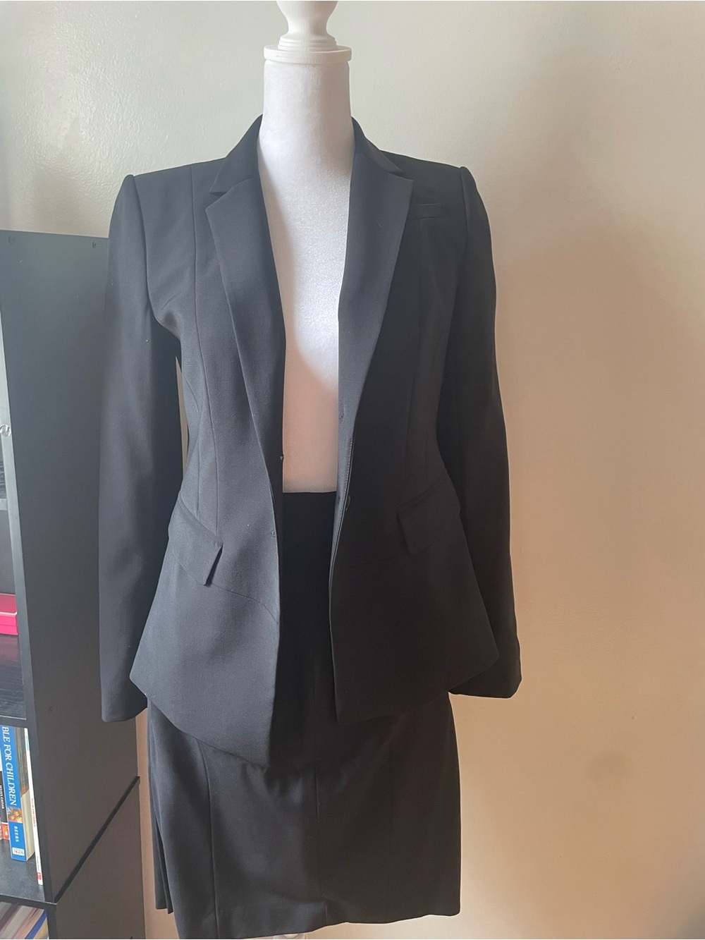 Ann Taylor Black Tailored Women's Blazer And Skirt Suit